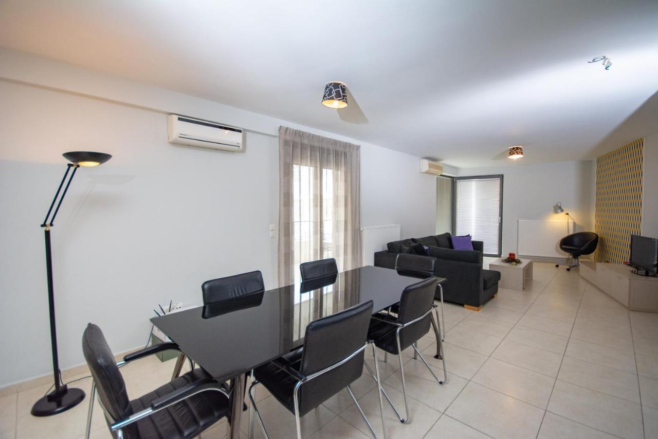Spacious Fully Equipped 3Bd 2Bath Apt In The Heart Of City With Balconies Ac And Fast Wifi #2 Heraklion  ภายนอก รูปภาพ