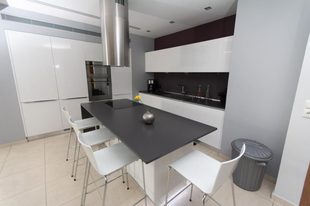 Spacious Fully Equipped 3Bd 2Bath Apt In The Heart Of City With Balconies Ac And Fast Wifi #2 Heraklion  ภายนอก รูปภาพ