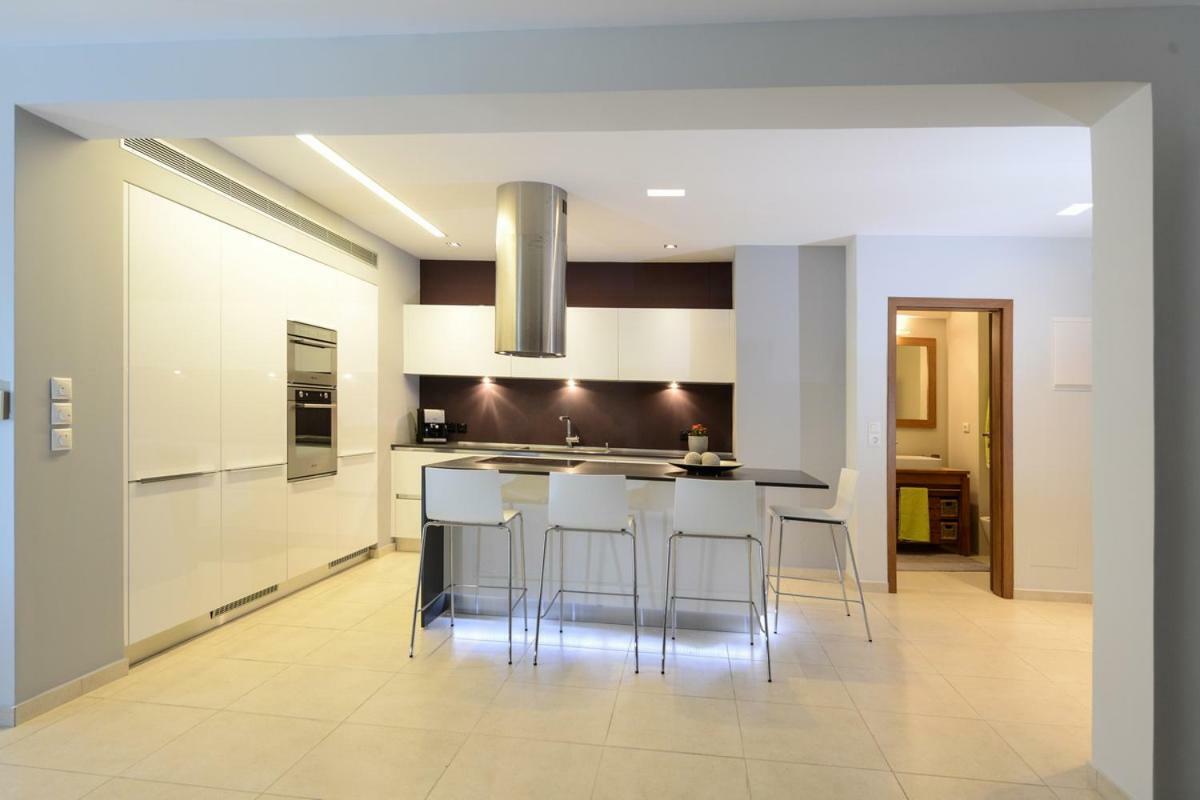 Spacious Fully Equipped 3Bd 2Bath Apt In The Heart Of City With Balconies Ac And Fast Wifi #2 Heraklion  ภายนอก รูปภาพ